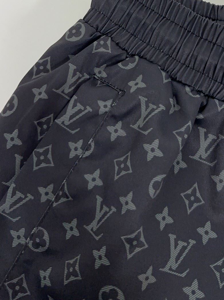 Louis Vuitton Short Pants